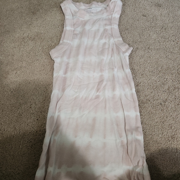 Tank Top Bundle - Picture 3 of 6